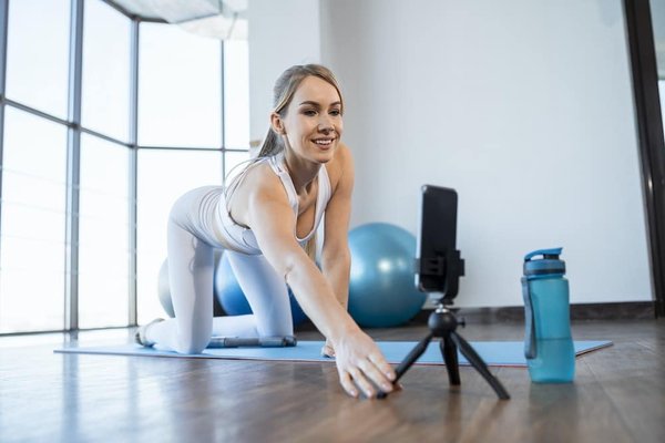 Quelles stratégies de marketing vidéo les entreprises de rénovation domiciliaire peuvent-elles adopter pour attirer les clients ?